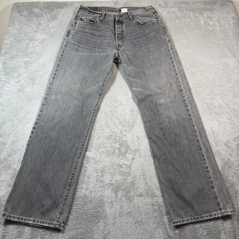 Levis 501 Jeans Mens 34x32 (Fits 32x31) Gray Button Fly Straight Leg Denim